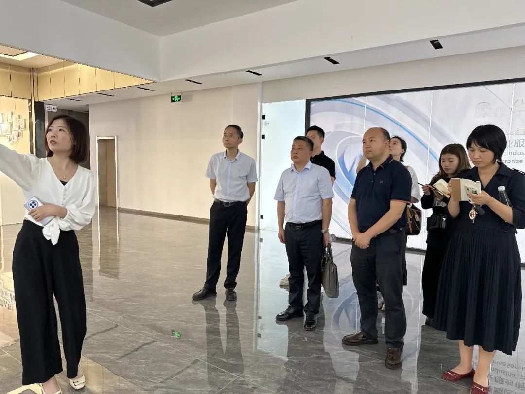 浙江省科協(xié)科普部副部長(zhǎng)駱春榮一行調(diào)研未來(lái)研創(chuàng)園鴻雁園