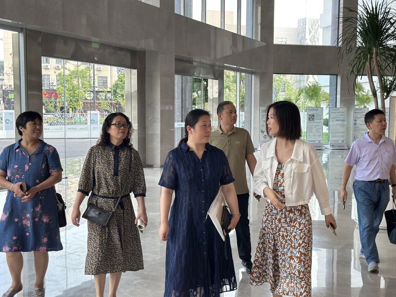 【領(lǐng)導(dǎo)走訪】淮北市相山區(qū)人大常委會主任李梅一行考察未來研創(chuàng)園·鴻雁園
