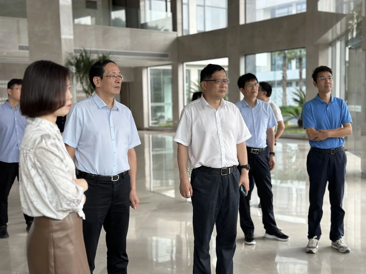 【領(lǐng)導(dǎo)走訪】寧波市北侖區(qū)人大常委會(huì)一行考察未來研創(chuàng)園·鴻雁園